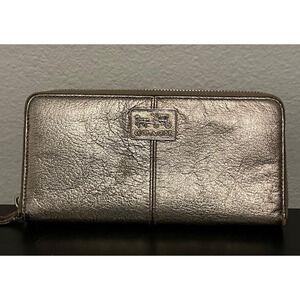 Coach Wallet Womens Metallic Silver Zip Around Leather Accordion Clutch